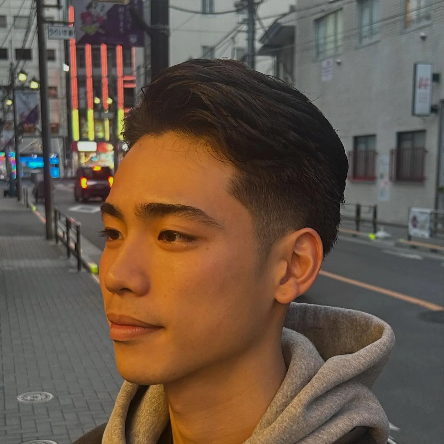 低めに1mm〜グラデーション　生え際に癖のある方にももちろん...